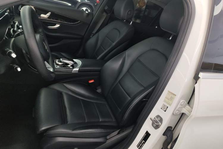 Used Mercedes-Benz C-Class 2018 C 180 L Fashion Edition Sport Version Left Front Seat
