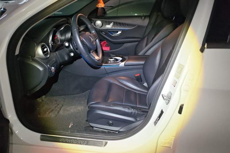 Used Mercedes-Benz C-Class 2018 C 200 Estate Left Front Seat