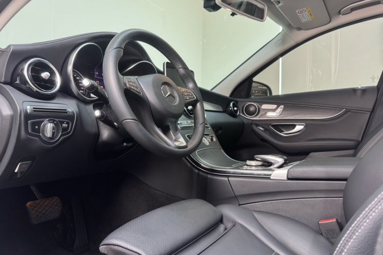Used Mercedes-Benz C-Class 2018 C 200 L Sport Edition Left Front Seat