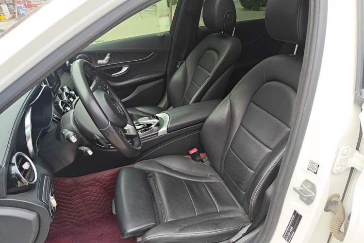 Used Mercedes-Benz C-Class 2018 C 180 L Fashion Edition Sport Version Left Front Seat