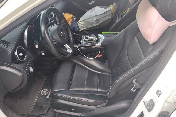 Used Mercedes-Benz C-Class 2018 C 180 L Fashion Edition Sport Version Left Front Seat