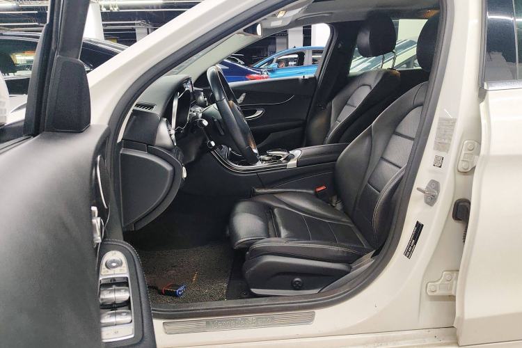 Used Mercedes-Benz C-Class 2018 C 200 Estate Left Front Seat