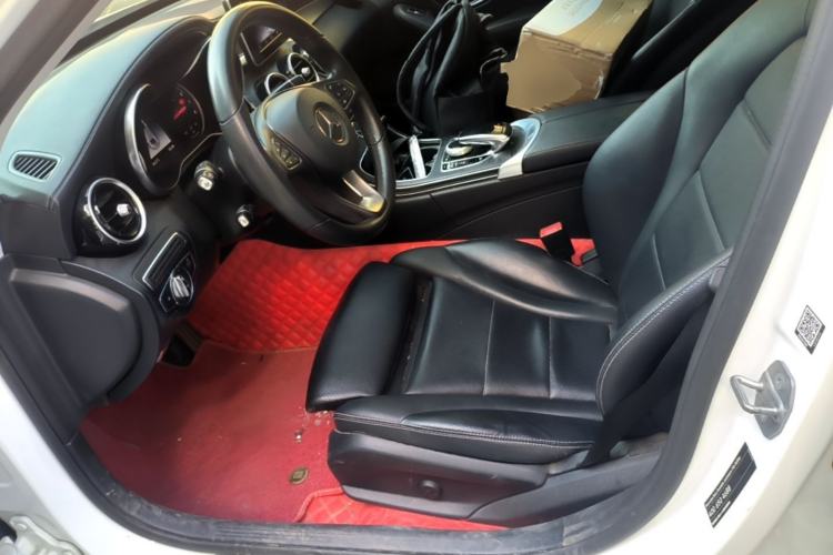 Used Mercedes-Benz C-Class 2018 C 180 L Fashion Edition Sport Version Left Front Seat