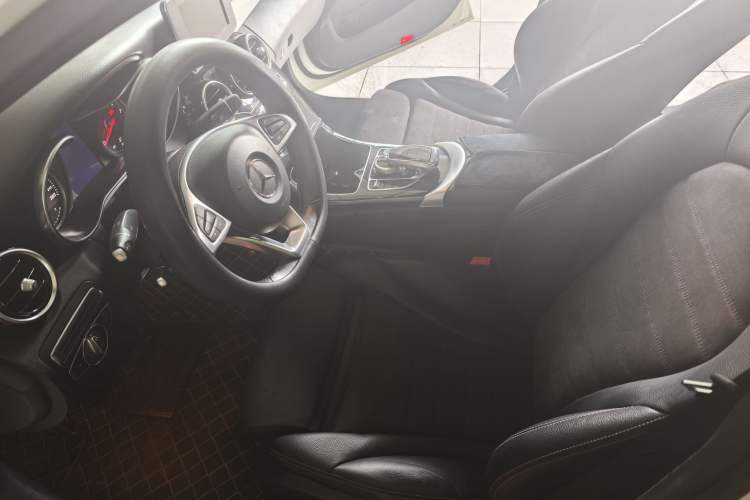 Used Mercedes-Benz C-Class 2018 C 200 Sport Edition Left Front Seat