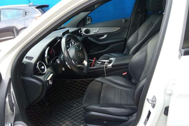 Used Mercedes-Benz C-Class 2018 C 200 Sport Edition Left Front Seat