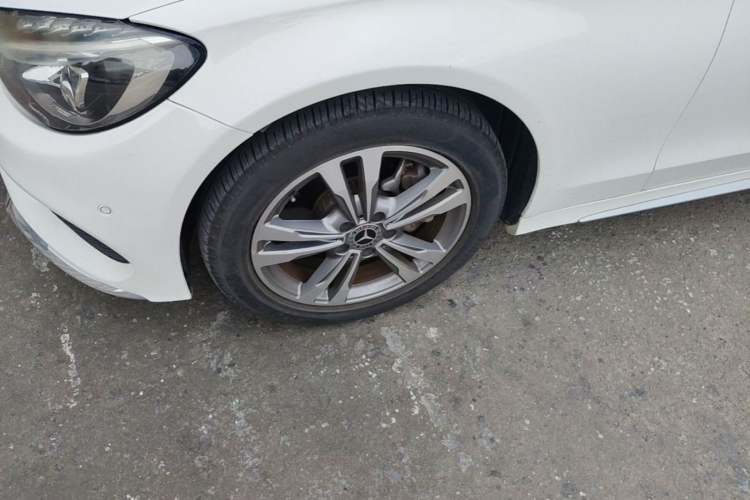 Used Mercedes-Benz C-Class 2018 C 200 L Sport Edition Left Front Wheel Hub