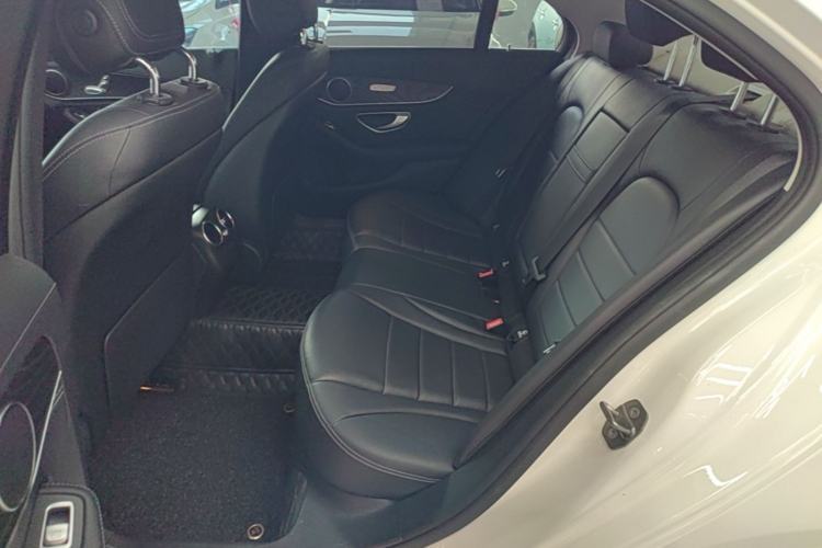 Used Mercedes-Benz C-Class 2018 C 180 L Fashion Edition Sport Version Left Rear Seat