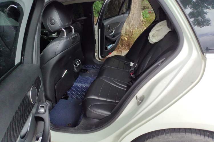 Used Mercedes-Benz C-Class 2018 C 200 Estate Left Rear Seat