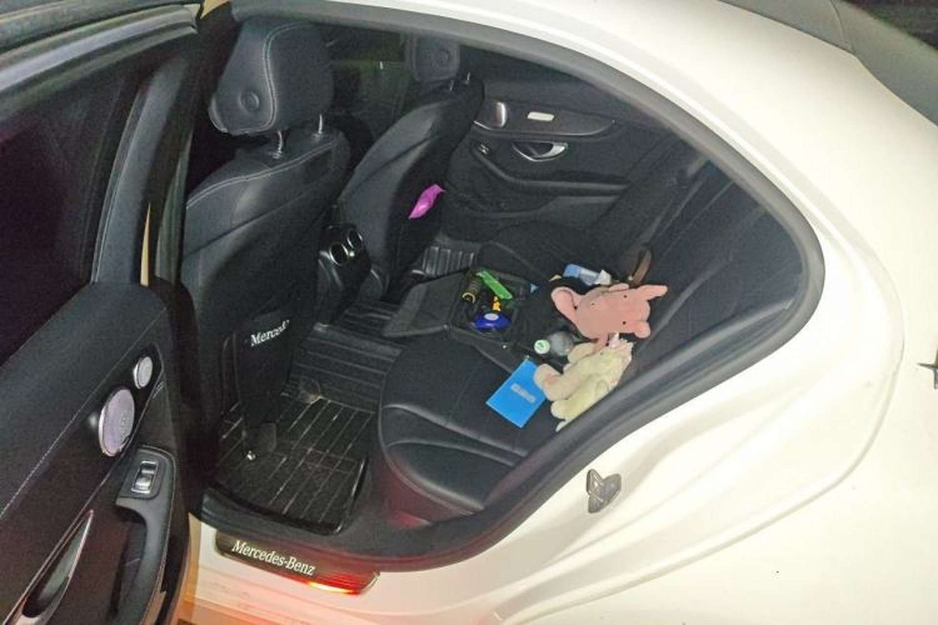 Used Mercedes-Benz C-Class 2018 C 200 L Sport Edition Achievement Special Edition Left Rear Seat