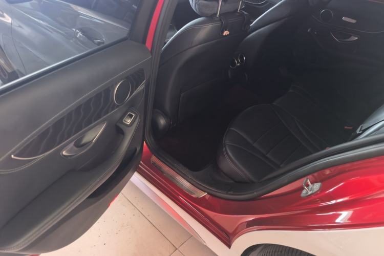 Used Mercedes-Benz C-Class 2018 C 180 L Fashion Edition Sport Version Left Rear Seat