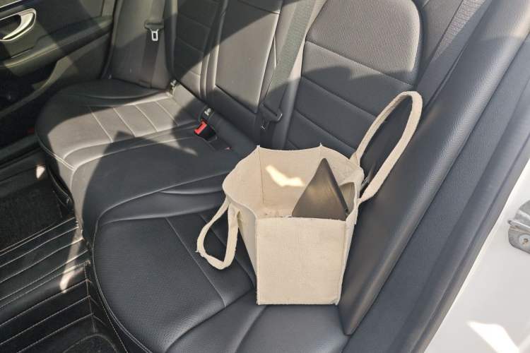 Used Mercedes-Benz C-Class 2018 C 200 L Sport Edition Left Rear Seat
