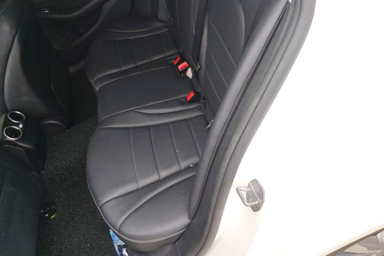 Used Mercedes-Benz C-Class 2018 C 200 L Sport Edition Left Rear Seat