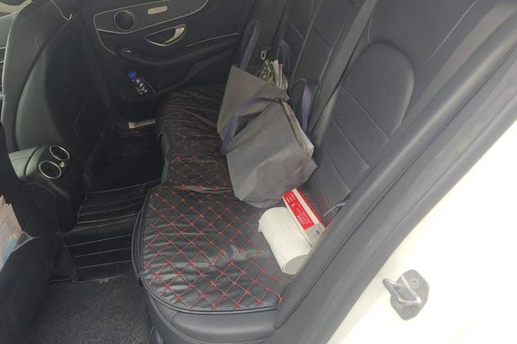 Used Mercedes-Benz C-Class 2018 C 180 L Fashion Edition Sport Version Left Rear Seat
