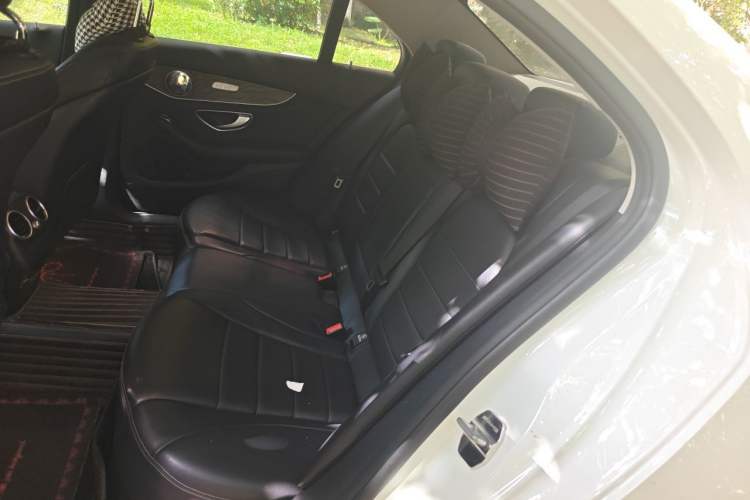 Used Mercedes-Benz C-Class 2018 C 180 L Fashion Edition Sport Version Left Rear Seat