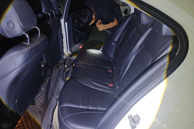 Used Mercedes-Benz C-Class 2018 C 180 L Fashion Edition Sport Version Left Rear Seat