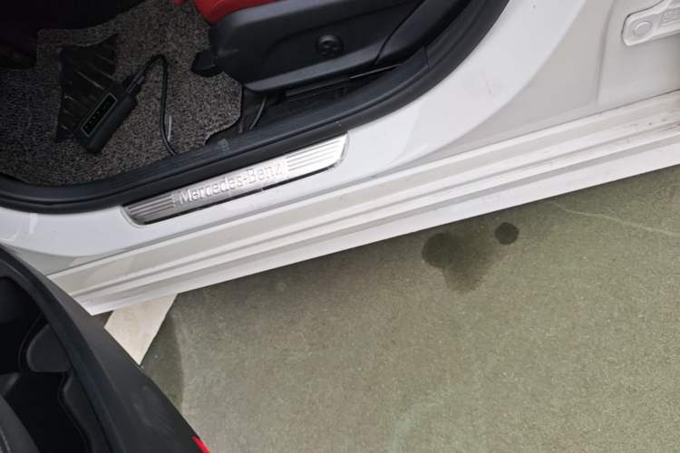 Used Mercedes-Benz C-Class 2018 C 200 Sport Edition Left Side Sill