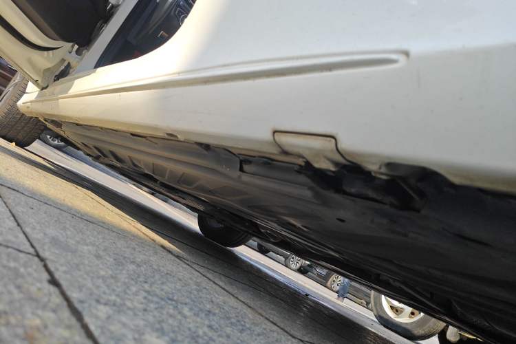 Used Mercedes-Benz C-Class 2018 C 200 Coupe Left Side Sill