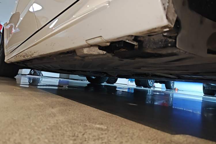 Used Mercedes-Benz C-Class 2018 C 200 Sport Edition Left Side Sill