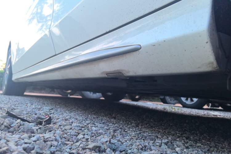 Used Mercedes-Benz C-Class 2018 C 180 L Fashion Edition Sport Version Left Side Sill