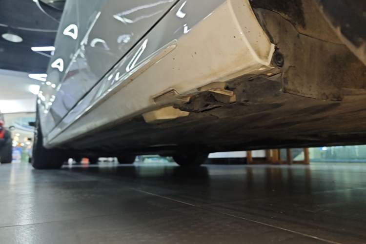 Used Mercedes-Benz C-Class 2018 C 200 Sport Edition Left Side Sill