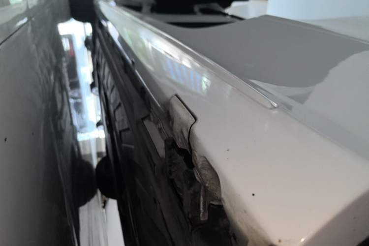 Used Mercedes-Benz C-Class 2018 C 200 Coupe Left Side Sill