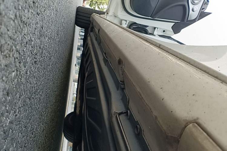 Used Mercedes-Benz C-Class 2018 C 200 Coupe Left Side Sill
