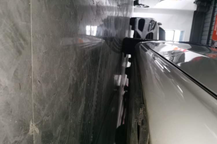 Used Mercedes-Benz C-Class 2018 C 200 L Left Side Sill