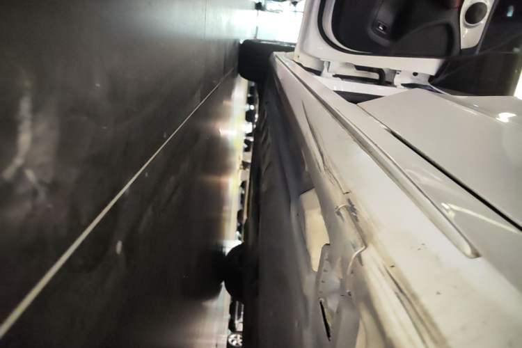Used Mercedes-Benz C-Class 2018 C 200 Sport Edition Left Side Sill