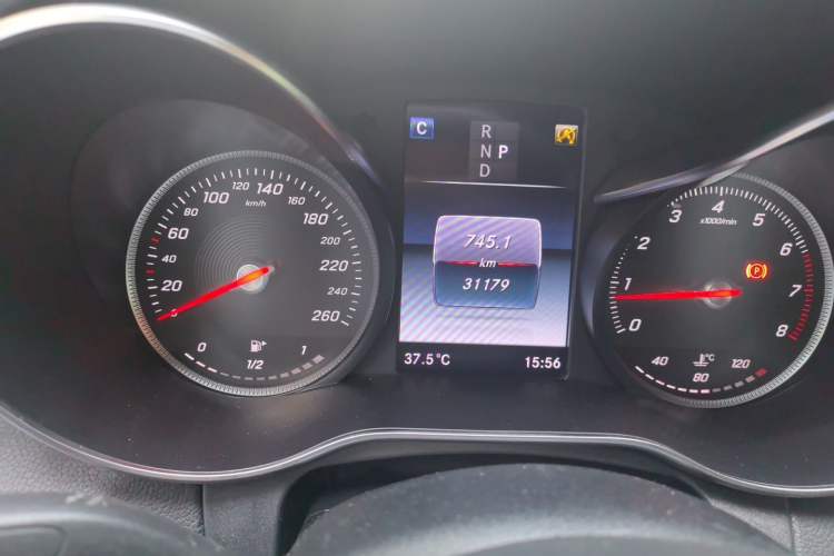 Used Mercedes-Benz C-Class 2018 C 200 Sport Edition Odometer Close Up