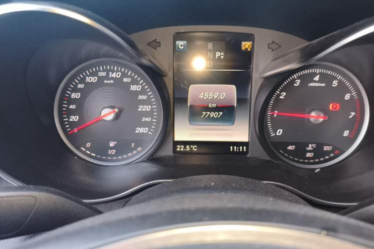 Used Mercedes-Benz C-Class 2018 C 200 L Sport Edition Achievement Special Edition Odometer Close Up