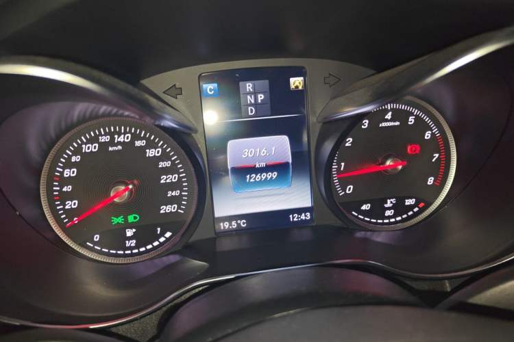 Used Mercedes-Benz C-Class 2018 C 200 Coupe Odometer Close Up