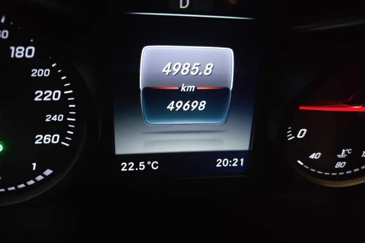 Used Mercedes-Benz C-Class 2018 C 200 4MATIC Coupe Odometer Close Up