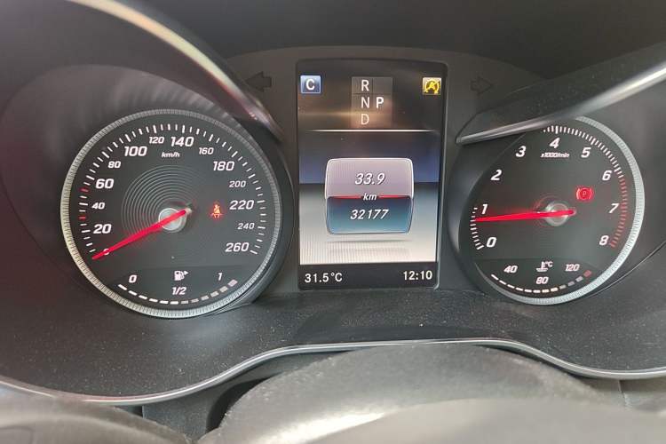 Used Mercedes-Benz C-Class 2018 C 200 L Sport Edition Achievement Special Edition Odometer Close Up