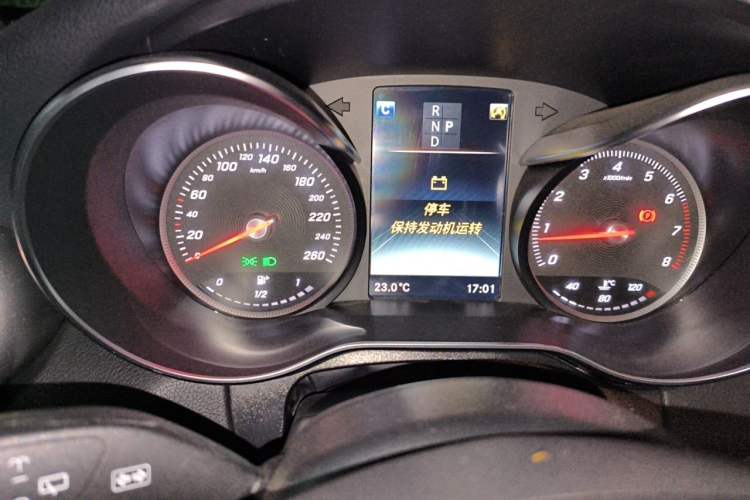 Used Mercedes-Benz C-Class 2018 C 180 station wagon Odometer Close Up