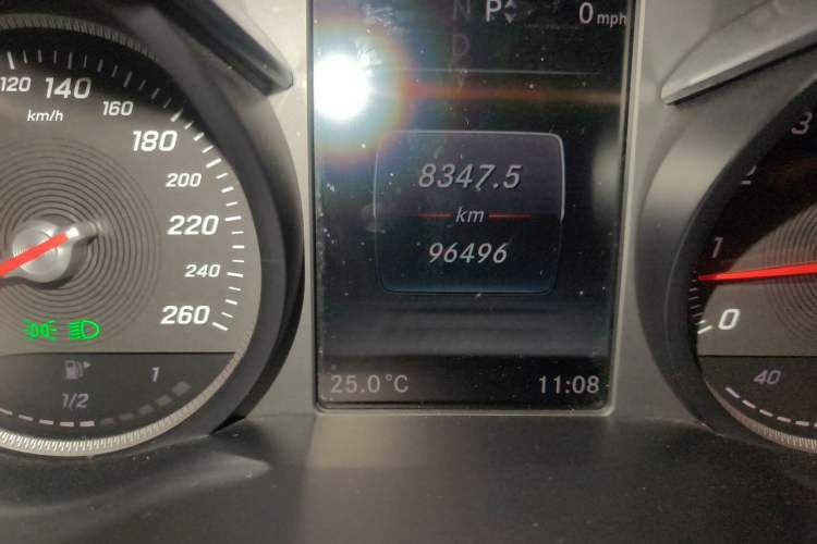 Used Mercedes-Benz C-Class 2018 C 200 Achievement Special Edition Odometer Close Up