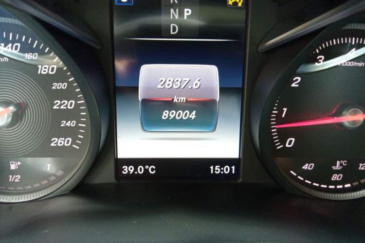 Used Mercedes-Benz C-Class 2018 C 200 Sport Edition Odometer Close Up
