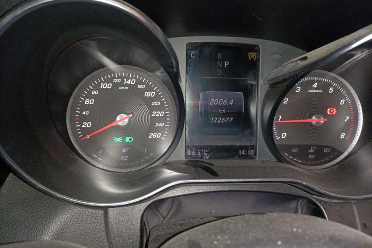 Used Mercedes-Benz C-Class 2018 C 200 L Sport Edition Achievement Special Edition Odometer Close Up