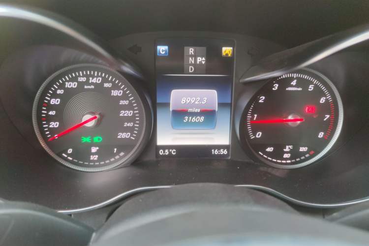 Used Mercedes-Benz C-Class 2018 C 200 Sport Edition Odometer Close Up