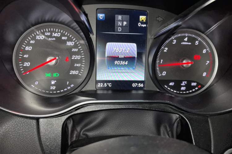 Used Mercedes-Benz C-Class 2018 C 200 Sport Edition Odometer Close Up