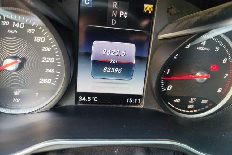 Used Mercedes-Benz C-Class 2018 C 200 Sport Edition Odometer Close Up
