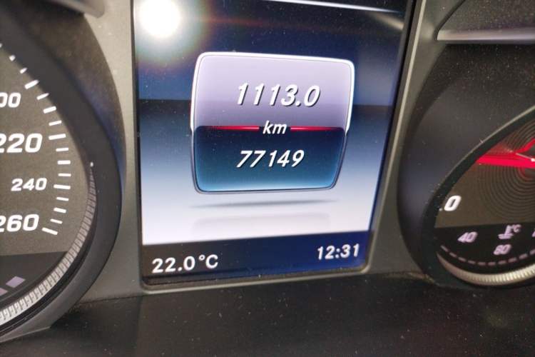 Used Mercedes-Benz C-Class 2018 C 200 Sport Edition Odometer Close Up