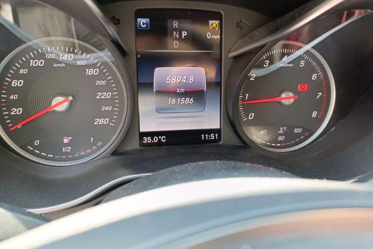 Used Mercedes-Benz C-Class 2018 C 200 L Sport Edition Achievement Special Edition Odometer Close Up