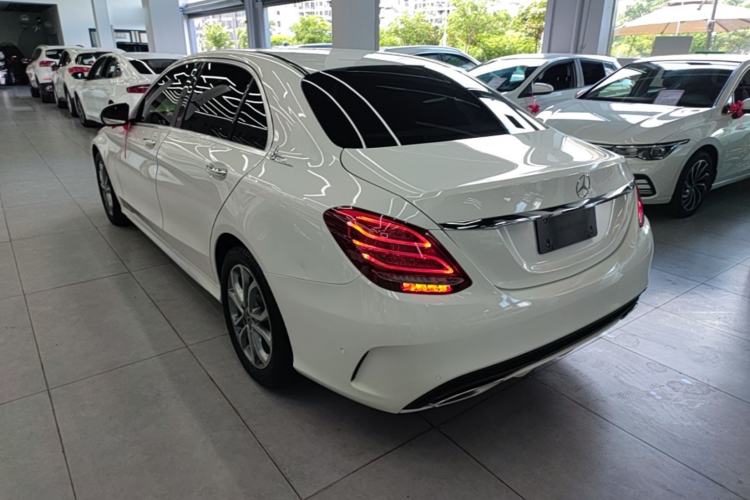 Used Mercedes-Benz C-Class 2018 C 180 L Fashion Edition Sport Version Rear Left 45 Deg