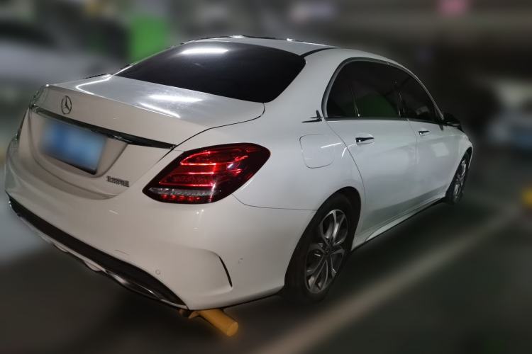 Used Mercedes-Benz C-Class 2018 C 180 L Fashion Edition Sport Version Rear Right 45 Deg
