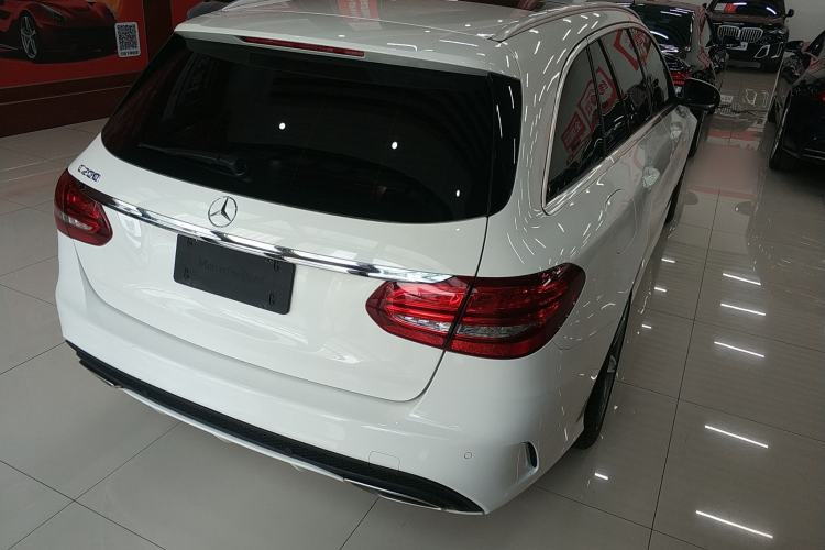 Used Mercedes-Benz C-Class 2018 C 200 Estate Rear Right 45 Deg