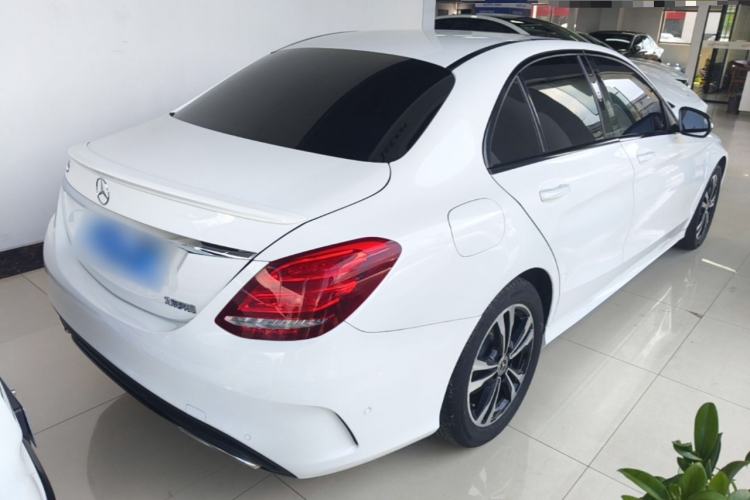 Used Mercedes-Benz C-Class 2018 C 200 Sport Edition Rear Right 45 Deg
