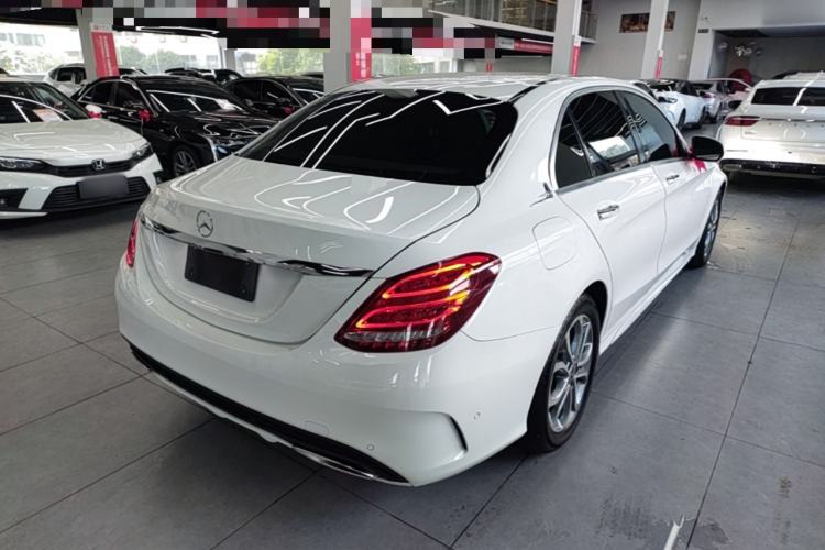 Used Mercedes-Benz C-Class 2018 C 180 L Fashion Edition Sport Version Rear Right 45 Deg