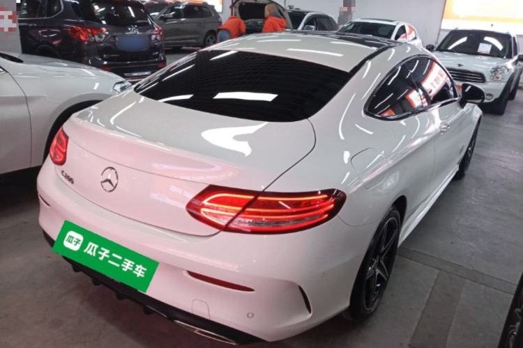 Used Mercedes-Benz C-Class 2018 C 200 Coupe Rear Right 45 Deg