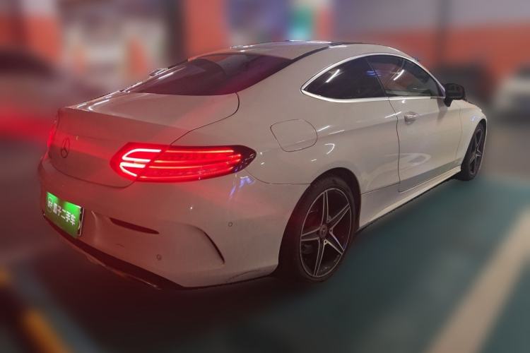 Used Mercedes-Benz C-Class 2018 C 200 Coupe Rear Right 45 Deg
