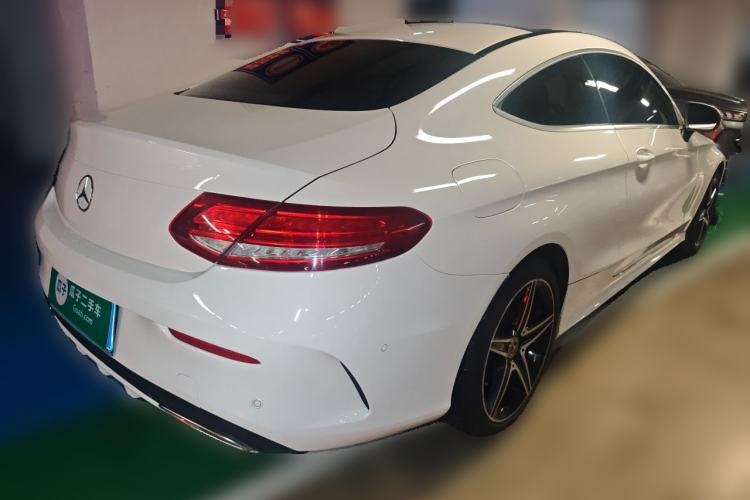 Used Mercedes-Benz C-Class 2018 C 200 Coupe Rear Right 45 Deg